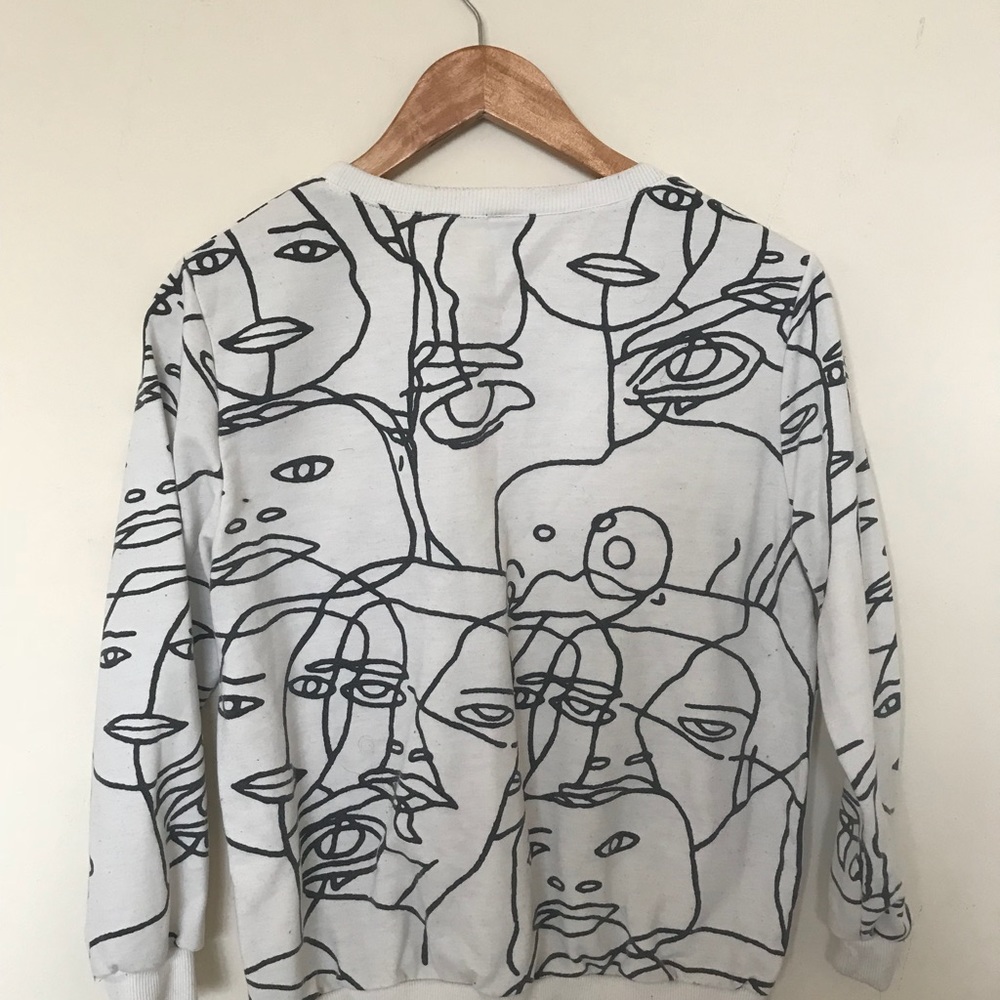 Faces Sweatshirt - Picture 2 of 3